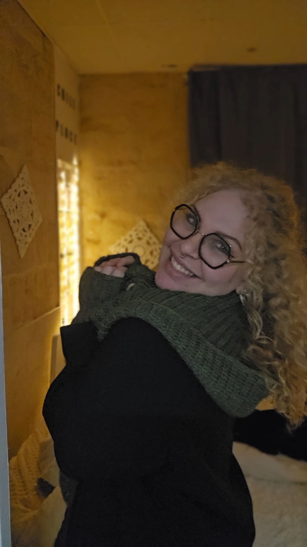 Sophie Hood kaki 100% laine- 40euros